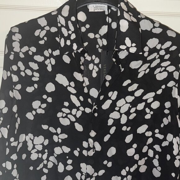 AUTHENTIC MENS VERSACE RARE RUNWAY BUTTON SHIRT 48 MED SLIM - Picture 3 of 10